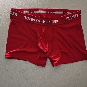 Tommy Hilfiger Men's Vibrant Red Boxer Briefs